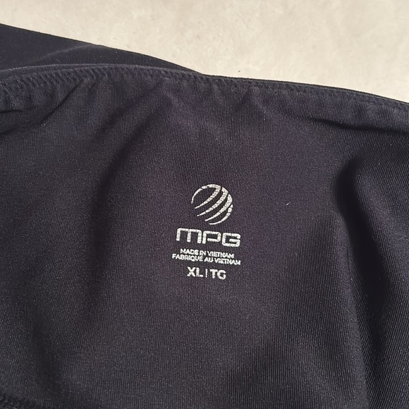MPG Leggings - Picture 2 of 4